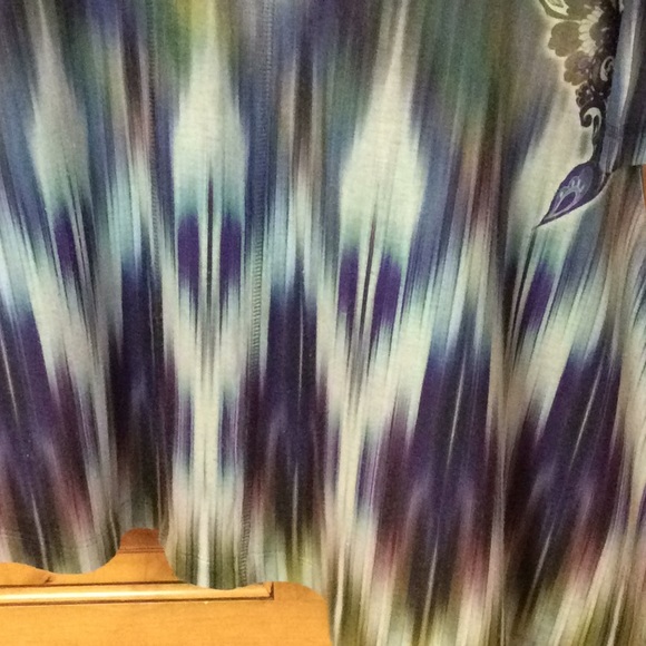 FINAL SALE PRICE One World Green/Blue Studded Tunic Top in Size XL - Picture 4 of 7